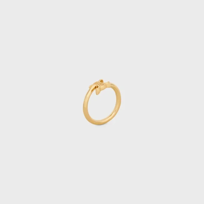 Anillo asimétrico Triomphe en latón con acabado dorado Anillo asimétrico Triomphe en latón con acabado dorado