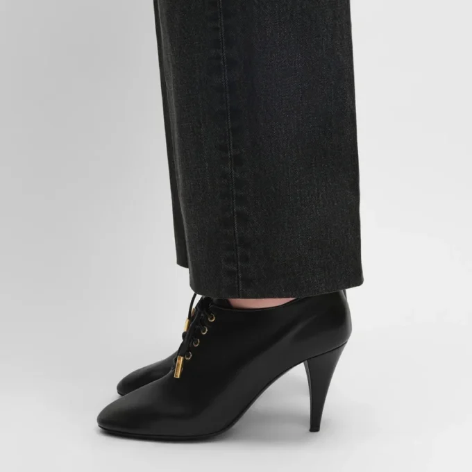 Bailarinas con cordones y tacón Oxford, de piel de becerro – Curtido vegetal