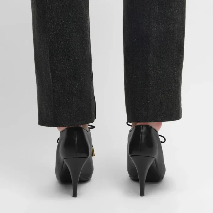 Bailarinas con cordones y tacón Oxford, de piel de becerro – Curtido vegetal