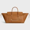 Big Smile Luggage en piel de becerro natural flexible Big Smile Luggage en piel de becerro natural flexible