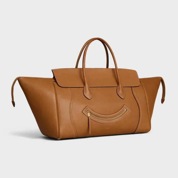 Big Smile Luggage en piel de becerro natural flexible Big Smile Luggage en piel de becerro natural flexible