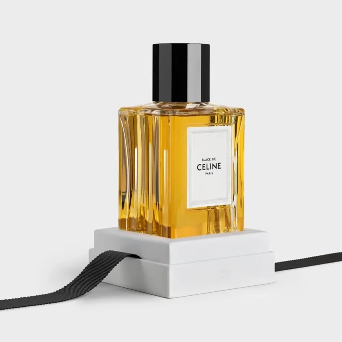 Black Tie Eau de Parfum 200 ml Black Tie Eau de Parfum 200 ml