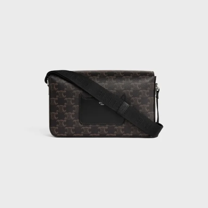 Bolso bandolera con solapa en Triomphe Canvas y piel de becerro