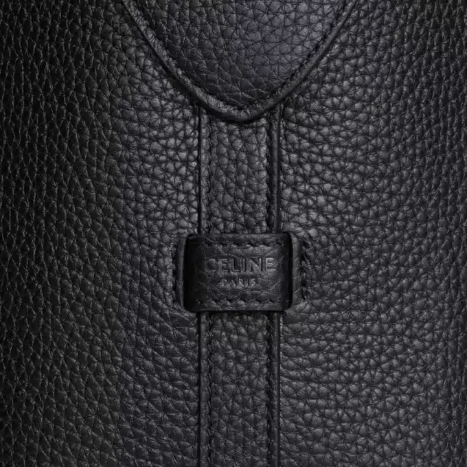 Bolso bandolera Harry en piel de becerro granulada