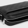 Bolso bandolera mediano de piel de becerro con relieve Triomphe