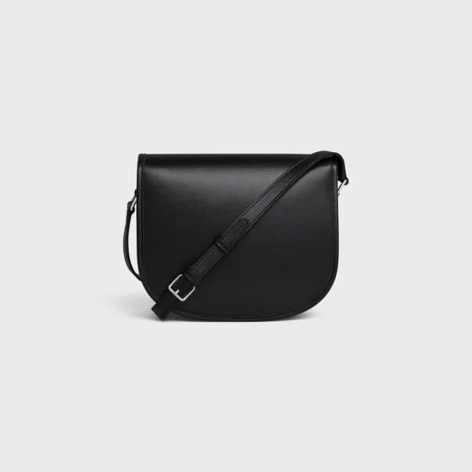 Bolso Besace Triomphe mediano en piel de becerro natural flexible Bolso Besace Triomphe mediano en piel de becerro natural flexible
