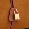 Bolso Boston grande en piel de becerro anteada Bolso Boston grande en piel de becerro anteada