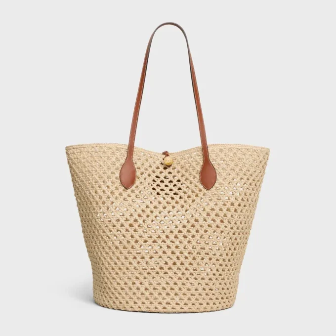 Bolso Bucket Triomphe Beads Basket en rafia y piel de becerro Bolso Bucket Triomphe Beads Basket en rafia y piel de becerro