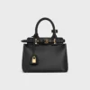 Bolso Celine Conti para Teen en piel de becerro granulada y flexible Bolso Celine Conti para Teen en piel de becerro granulada y flexible