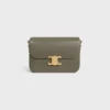 Bolso Classique Triomphe en piel de becerro brillante Bolso Classique Triomphe en piel de becerro brillante