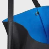 Bolso cubo mediano en piel de becerro flexible Bolso cubo mediano en piel de becerro flexible