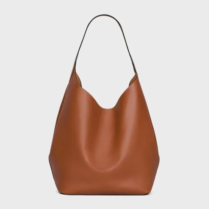 Bolso Hobo grande en piel de becerro natural flexible Bolso Hobo grande en piel de becerro natural flexible