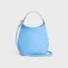 Bolso Hobo pequeño en piel de becerro lisa y flexible Bolso Hobo pequeño en piel de becerro lisa y flexible