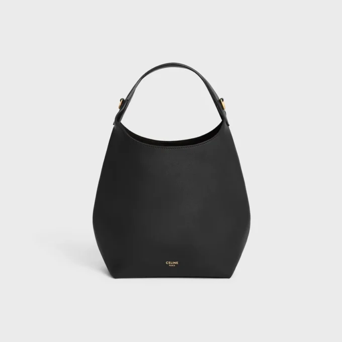Bolso Hobo pequeño en piel de becerro lisa y flexible Bolso Hobo pequeño en piel de becerro lisa y flexible