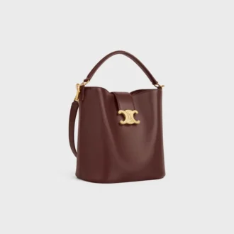Bolso Louise mediano tipo cubo en piel de becerro lisa