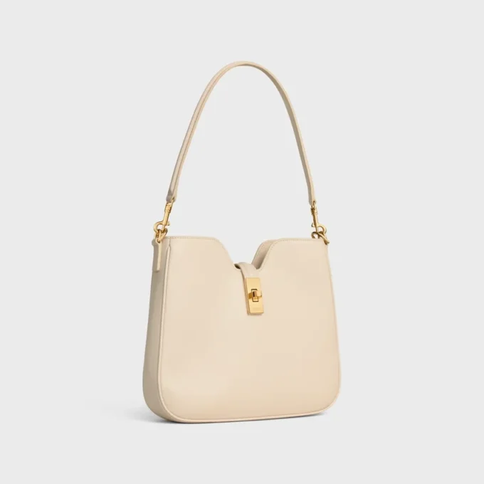 Bolso pequeño Camille Soft 16 en piel de becerro lisa Bolso pequeño Camille Soft 16 en piel de becerro lisa