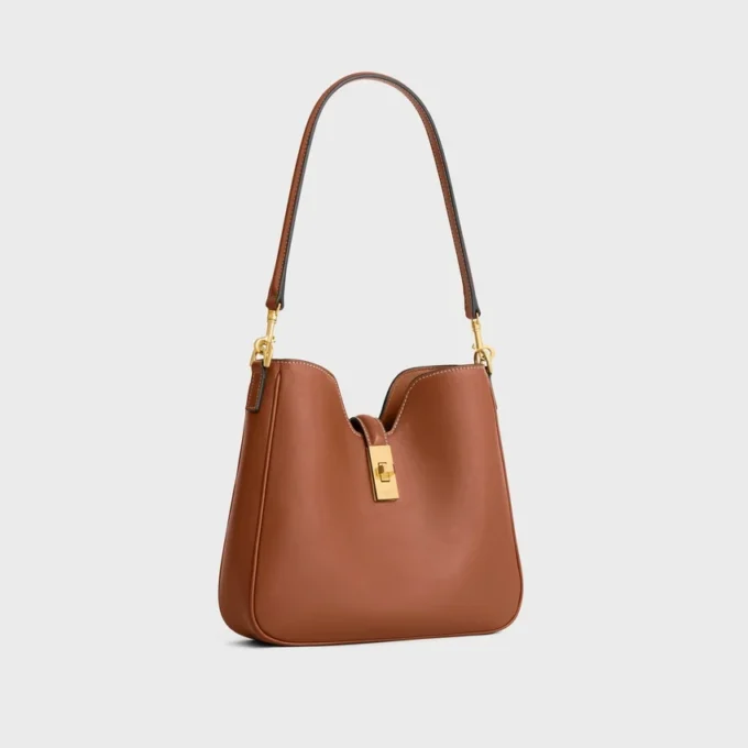 Bolso pequeño Camille Soft 16 en piel de becerro lisa Bolso pequeño Camille Soft 16 en piel de becerro lisa