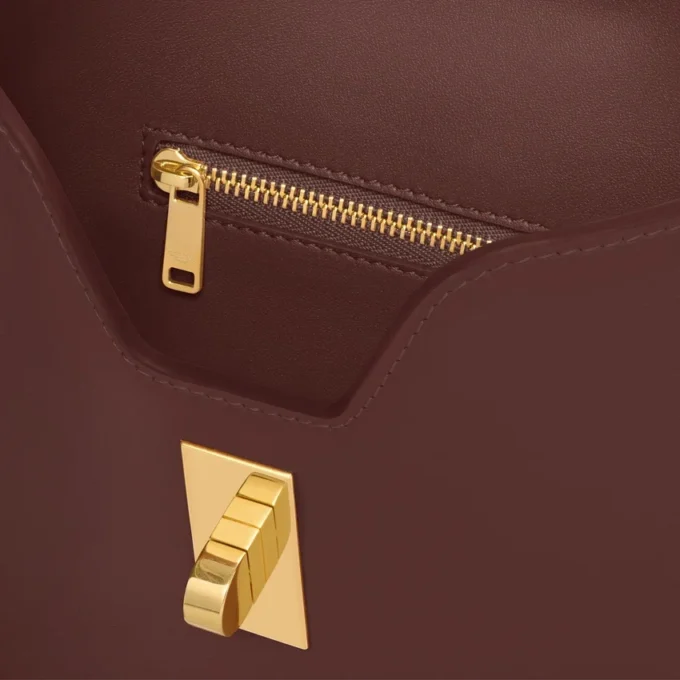 Bolso pequeño Camille Soft 16 en piel de becerro lisa Bolso pequeño Camille Soft 16 en piel de becerro lisa