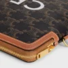 Bolso pequeño con correa Cuir Triomphe en Triomphe Canvas con estampado CELINE Bolso pequeño con correa Cuir Triomphe en Triomphe Canvas con estampado CELINE