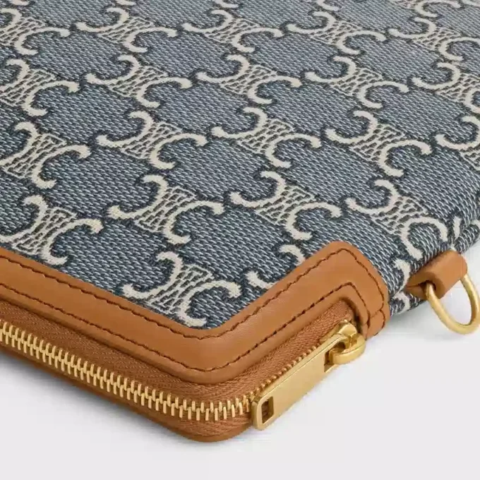 Bolso pequeño con correa de Cuir Triomphe en jacquard Triomphe integral Bolso pequeño con correa de Cuir Triomphe en jacquard Triomphe integral