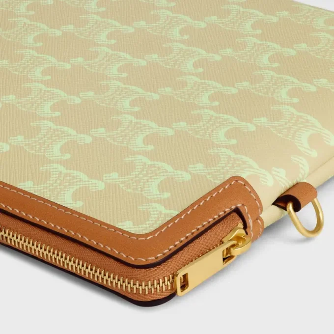 Bolso pequeño con correa de Cuir Triomphe en toile Triomphe y piel de becerro Bolso pequeño con correa de Cuir Triomphe en toile Triomphe y piel de becerro