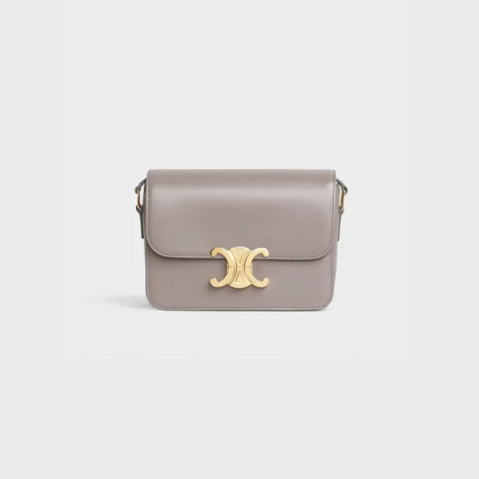 Bolso Teen Triomphe en piel de becerro brillante Bolso Teen Triomphe en piel de becerro brillante