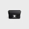 Bolso Teen Triomphe en piel de becerro brillante Bolso Teen Triomphe en piel de becerro brillante