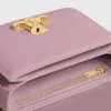 Bolso Teen Triomphe en piel de becerro brillante Bolso Teen Triomphe en piel de becerro brillante
