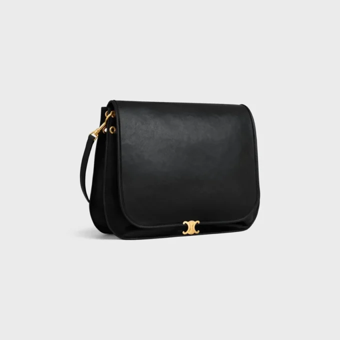Bolso Triomphe Besace suave en piel de cordero flexible y brillante Bolso Triomphe Besace suave en piel de cordero flexible y brillante