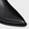 Bota Leon en piel de becerro brillante Bota Leon en piel de becerro brillante