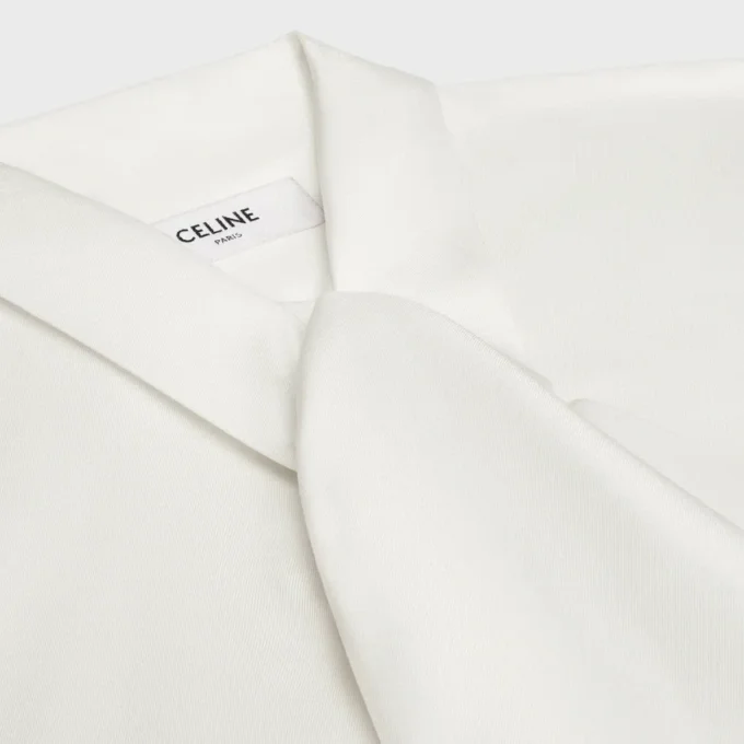 Camisa Lavalliere en sarga de seda Camisa Lavalliere en sarga de seda