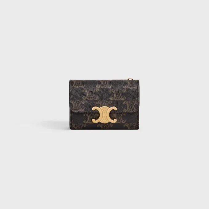 Cartera compacta con monedero Triomphe Canvas Cartera compacta con monedero Triomphe Canvas