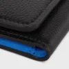 Cartera fina con estampado Triomphe en piel de becerro granulada y flexible