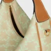 Celine Lulu para adolescentes en Triomphe Canvas