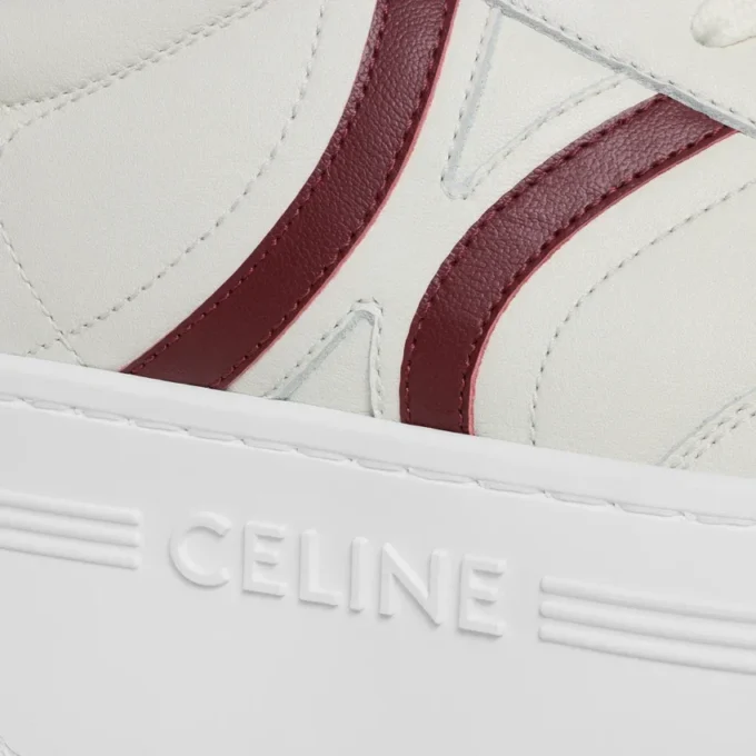 CELINE – Zapatillas con suela de cuña y detalle Triomphe en la parte trasera, en piel de becerro