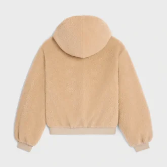 Chaqueta con capucha de forro polar