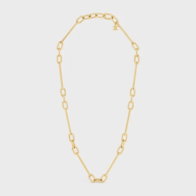 Collar con dijes de latón con acabado dorado Collar con dijes de latón con acabado dorado