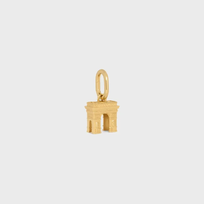 Dije Arco de Triomphe en latón con acabado dorado Dije Arco de Triomphe en latón con acabado dorado