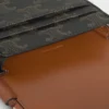 Funda para móvil con solapa en Triomphe Canvas y piel de becerro