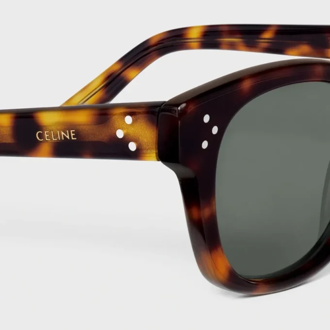 Gafas de sol con montura negra 42 en acetato Gafas de sol con montura negra 42 en acetato