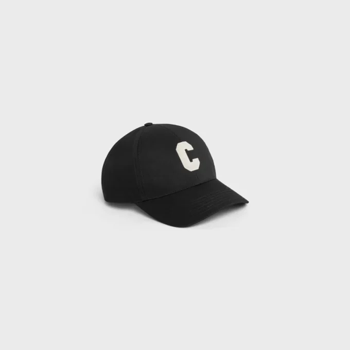 Gorra de béisbol con inicial en algodón