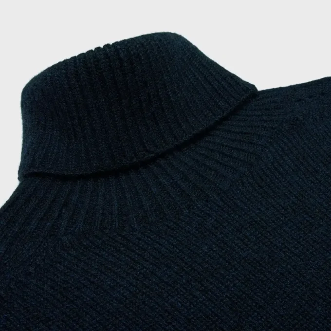Jersey de cuello alto de cachemira sin costuras Jersey de cuello alto de cachemira sin costuras