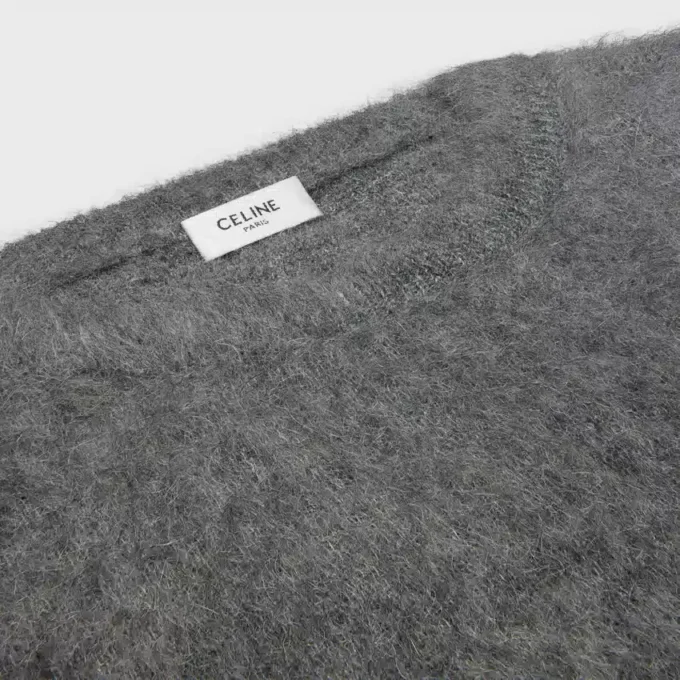 Jersey de cuello redondo en mohair cepillado Jersey de cuello redondo en mohair cepillado