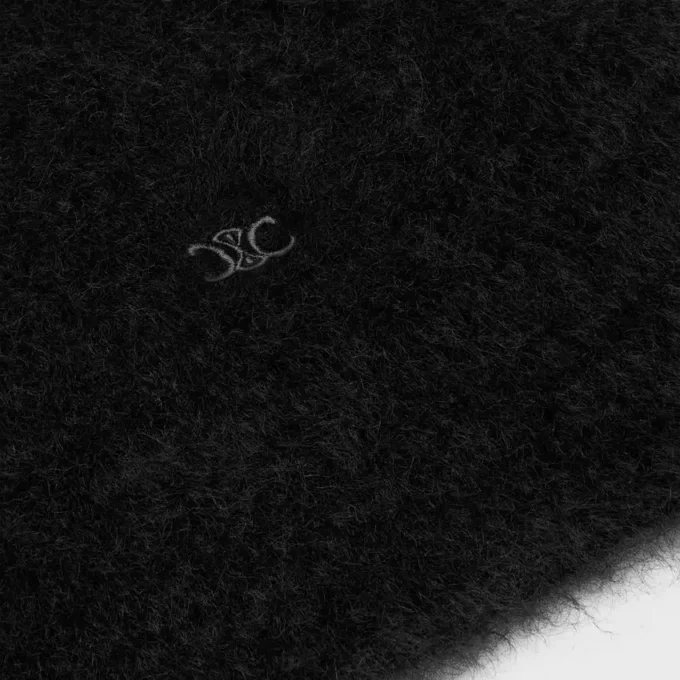 Jersey de cuello redondo en mohair cepillado Jersey de cuello redondo en mohair cepillado