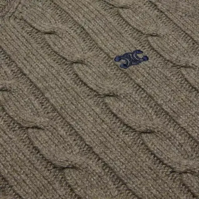 Jersey Triomphe de cachemira con punto trenzado Jersey Triomphe de cachemira con punto trenzado