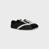 Las zapatillas planas en grosgrain, terciopelo, piel de becerro y piel de cordero