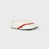 Las zapatillas planas en grosgrain, terciopelo, ante de cabra y piel de cordero