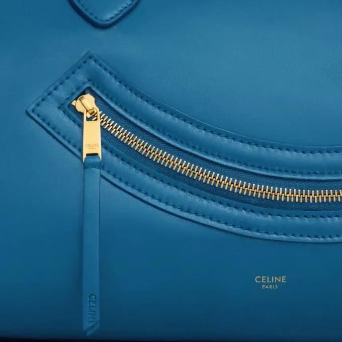 Luggage Big Smile en piel de becerro brillante Luggage Big Smile en piel de becerro brillante