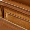 Luggage pequeño de piel de cordero flexible y brillante Luggage pequeño de piel de cordero flexible y brillante