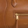 Luggage pequeño de piel de cordero flexible y brillante Luggage pequeño de piel de cordero flexible y brillante